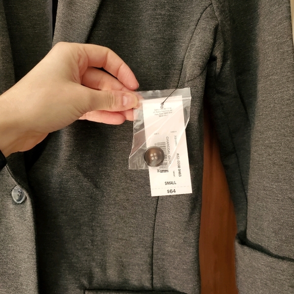 Womans stretchy sports jacket - Picture 2 of 2